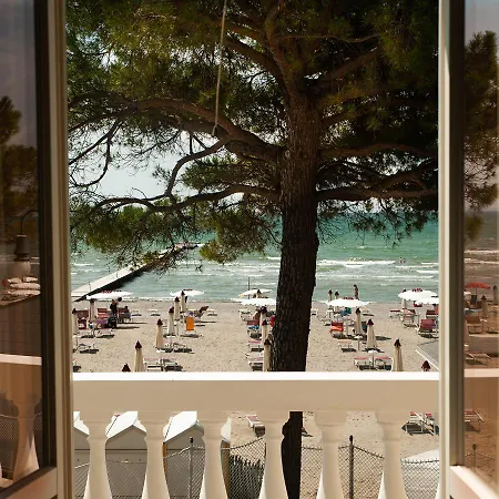 Marina Hotel apartamentowy Grado