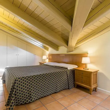 Marina Aparthotel 4*