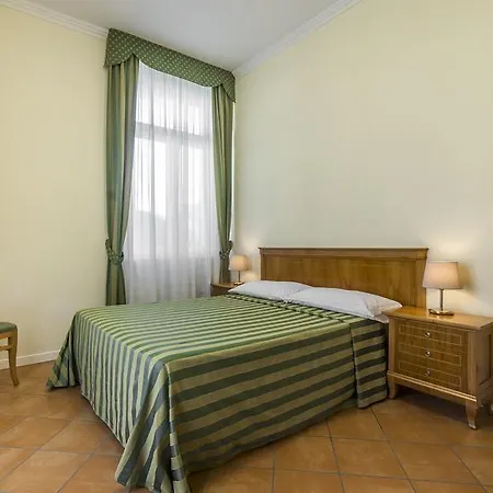 Marina Aparthotel